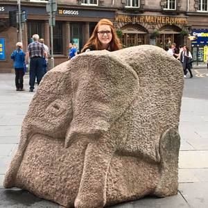 Meet your Posher, Abby